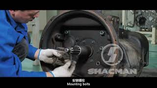 RET032 Install the clutch housing  安装离合器壳