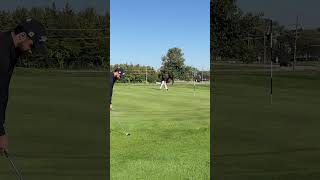 Short chip shot off the green #golfer #golf #golfswing #golfshot