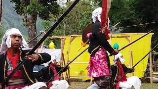 MEMUKAU  "TARI TANDANG MENDET" SEMBALUN