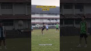 Juggling bola melatih kontrol bola #shortvideo #shorts #short #fyp #reels #juggling #music #cover