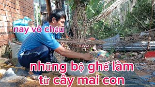 những bộ bàn ghế làm từ cây mai con.  nay vô chậu