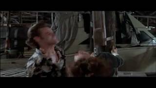 Ace Ventura-Fighting Scene