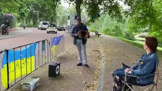 Ніч яка місячна - Een maanverlichte sterrenacht - Oekraïens traditional folksong.