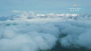 #AmazingChina: The Vast Grassland under the Tianshan Mountains 巴音布鲁克草原