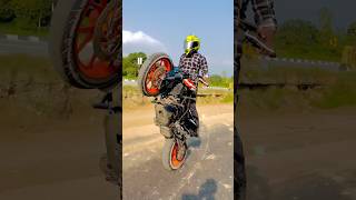 #bikestunt #🔥video #youtubevideo #pleasesubscribe#karo #trendingshorts 🙏👀😱👀