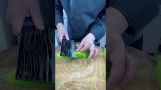 Zucchini cutting skills . #shorts #viralvideo #chinesechef