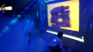 Mezclando en vivo  DJ GUERO MIX y sonido alquimia