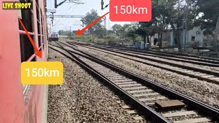 150km High Speed on High Speed Mumbai Duronto express vs Sachkhand Express