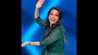 Legendary Dance Actress Madhuri Dixit & Juhi Chawla Profamenc | ek do teen madhuri Juhi dance#shorts