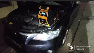 How to Jump Start A Lexus CT200H hybrid using Cat 1000 Power Bank