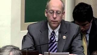 Walden bill to advance internet freedom moves forward in Congress