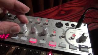 Korg Volca Bass coffee shop demo