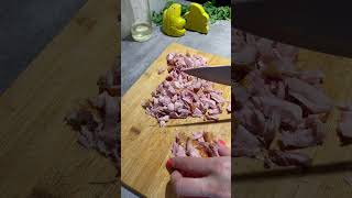 Салат с печёным перцем и копченой курицей #деревня #рецепт #рассада #рецепты #дача #огород #сад #еда