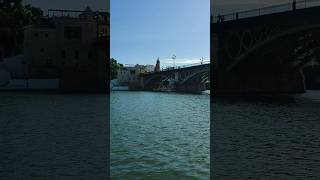 Rio Guadalquivir, puente de Triana Sevilla #travel #wanderlust