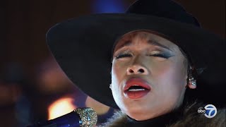 Jennifer Hudson sings “Hallelujah” for Chicago’s Annual Lights Festival 2020