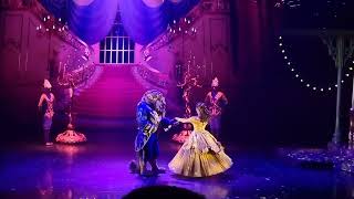 Walt disney studios paris -  Mickey y el mago - bella y bestia bailan