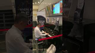 Playing piano at Petronas Twin Tower #piano #klcc #petronastwintower #shorts