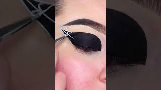 Easy Halloween 🎃eye makeup 👀 | #halloween #makeup #fypシ #fyp #beauty #india #shorts #viral #hacks