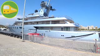 Golden yacht in Barcelona Big beautiful yachts / Leo Trains