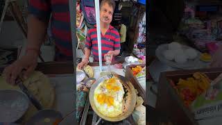 This Man Makes Delicious Eggs Poached in Kolkata  | Street Food India