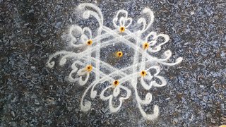 Simple colour kolam for margazhi / flower pongal rangoli with 4x2 dots / sankranthi muggulu