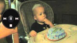 Isaac cake.wmv