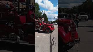 #Shorts. #CarShow. #FireTruck. 1938 Ford Fire Truck and Cars Cruising the Show on September 7, 2024