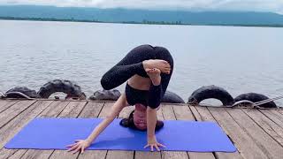 LÊ NGỌC THUÝ tâp YoGa bên Mặt hồ đầy cuốn hút