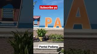 JALAN-JALAN DI PANTAI PADANG