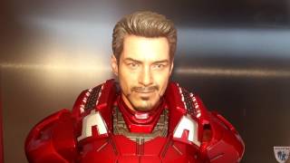 Hot Toys Iron Man Mark VII finally