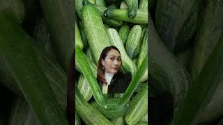 Healthy Cucumber lady#amazing #trending #fyp #funnyvideo #funplay #shorts