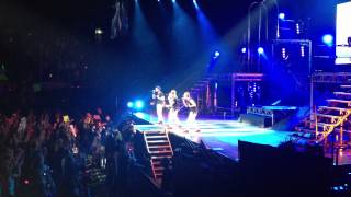 Big Time Rush Boyfriend and Boyfriend cover of Justin Bieber September 4th 2012 @ Montreal