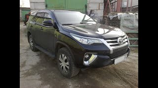 Маскировка слегка касательного повреждения на бампере и крыле Toyota Fortuner