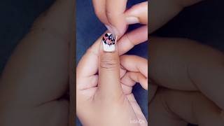 easy 💅nail art at home,flower nail art desgin,#shorts #nailart #naildesign #flowernails#youtubeshort