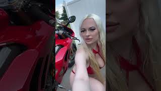 #KatyaAlmaz motogirl bikergirl Ducati Panigale V4S #shorts