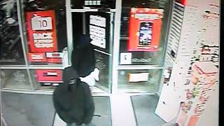 Radio Shack robbers caught on video