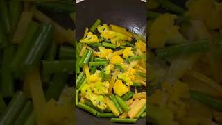 পেঁয়াজকলি ফুলকপি আলু দিয়ে ভাজা।#shot #food #youtubeshorts #viral #bengalirecipe #shorts#fulkopi