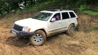 How works AT Tires on mud / 2009 Jeep Grand Cherokee wk Heavy Mud Off road/ slippery mud off road