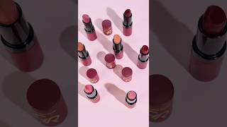 Kadifemsi, mat ve yumuşak yapısıyla Velvet Matte Lipstick 💄