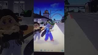 My character  walked through my bestie character lol roblox