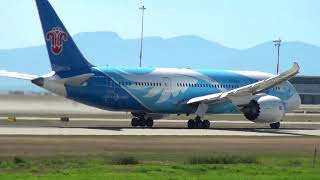 China Southern Airlines Boeing 787-8  takeoff at Vancouver Airport