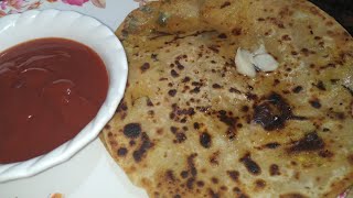 How to make Aloo ke paratha recipe in Hindi or Urdu | Tasty foodz.