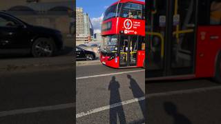 3414e (LC71KWX) at Waterloo Bridge working on Transport UK London Bus Route 68