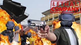 Collecting trash with The Hou Gang - Lethal Company funny moments