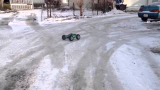 Mad Storm on ICE doing donuts and major tire ballooning