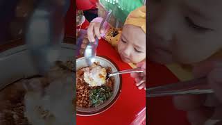 Kulineran beli buah2an dan bubur ayam