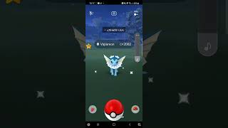 Catching a CP 2002 Vaporeon in Pokemon GO #pokemongo #pokemon #shorts