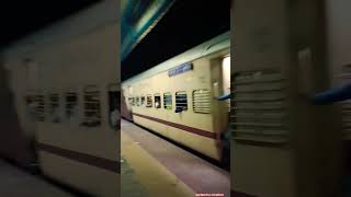 Train status #trending #ytshorts #youtubeshorts#shorts #railway #rail