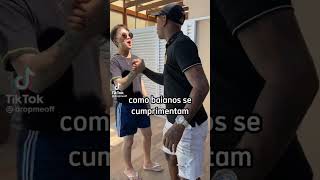 Coreano x Baiano cumprimentando 😅#engraçado #humor #viral #coreano