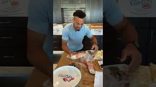 NFL QB Brett Hundley - Comparing CrabPlace.com® vs Grocery Snow Crab